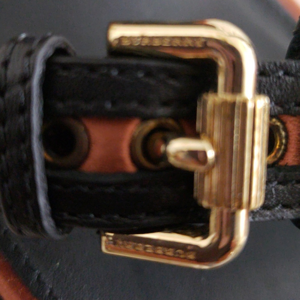 Sandals - Picture 8 of 8